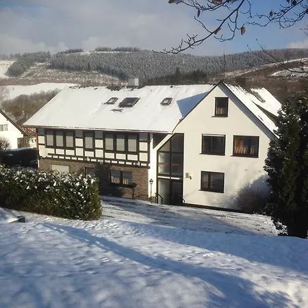 Hotel Westfeld 3*
